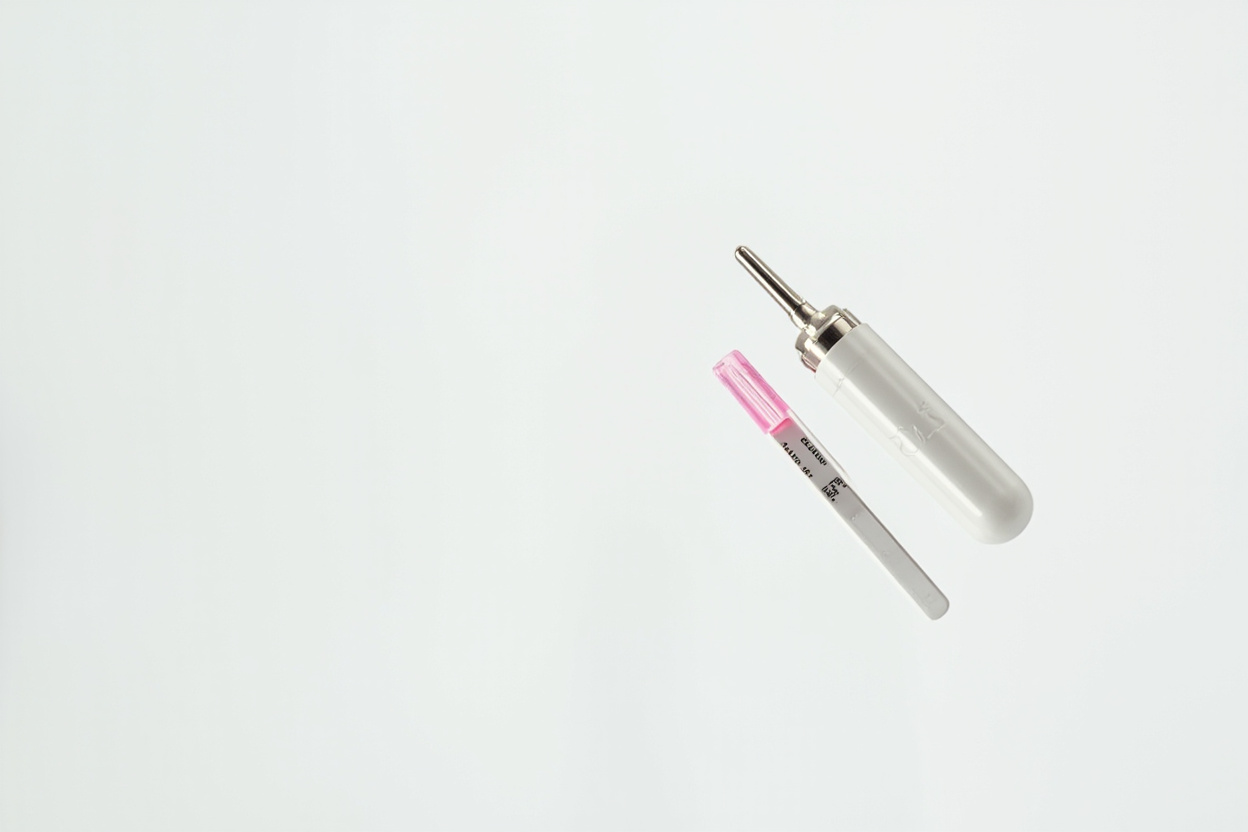 Home blood test kit medical screening